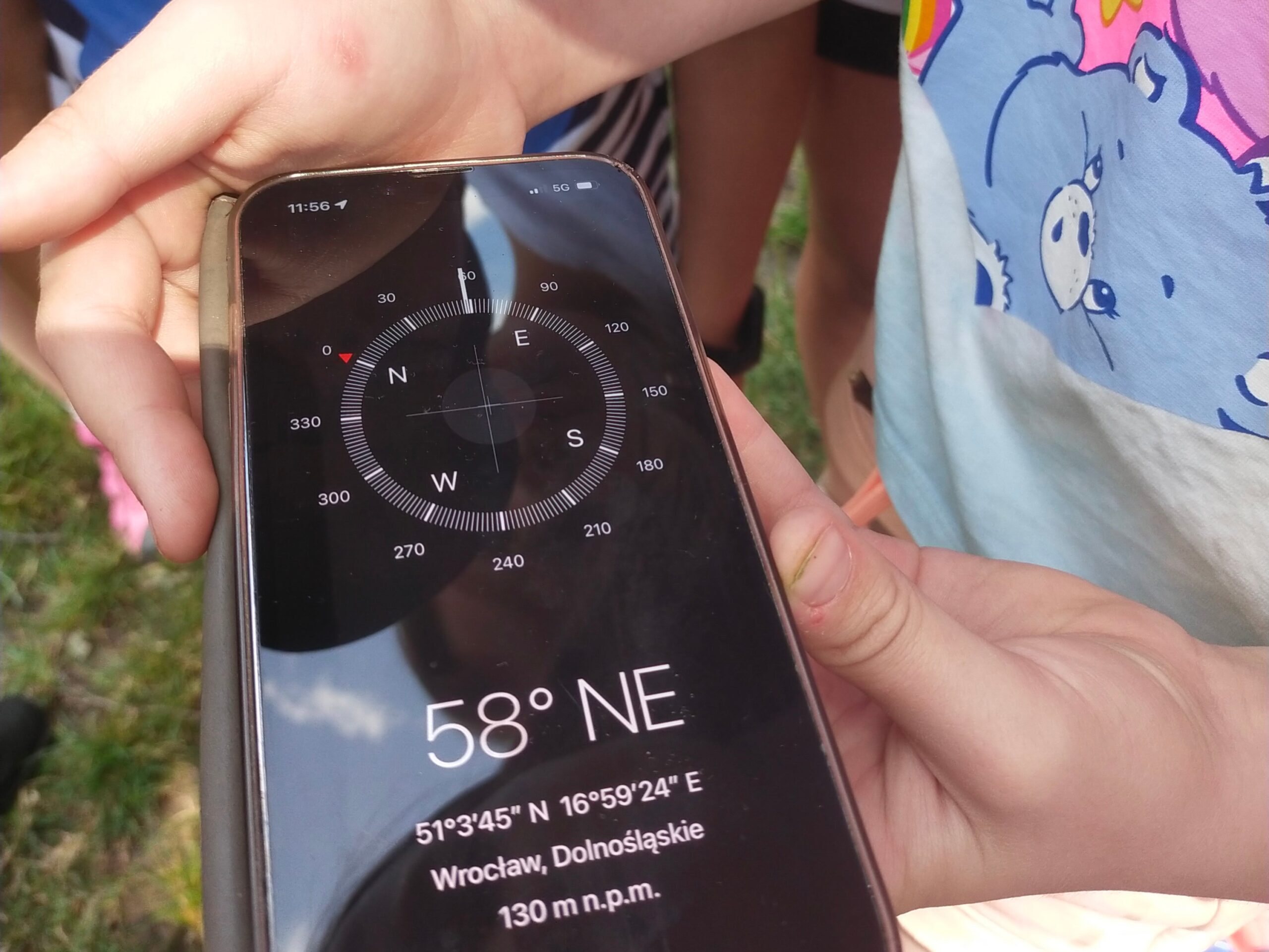 filter: 0; fileterIntensity: 0.0; filterMask: 0; module: h;
hw-remosaic: 0;
touch: (-1.0, -1.0);
modeInfo: ;
sceneMode: Auto;
cct_value: 0;
AI_Scene: (-1, -1);
aec_lux: 199.19778;
hist255: 0.0;
hist252~255: 0.0;
hist0~15: 0.0;