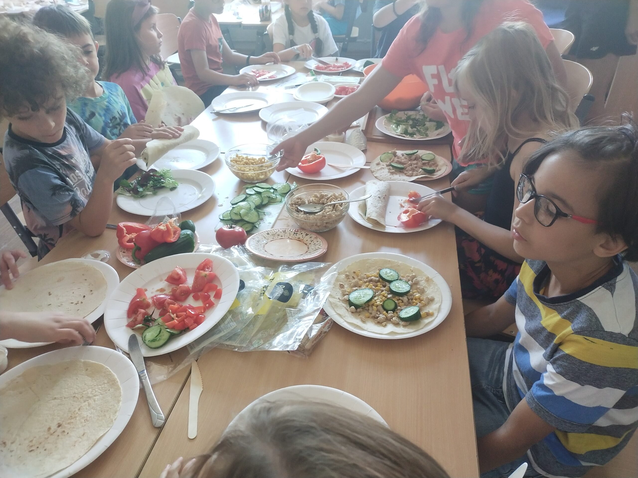 filter: 0; fileterIntensity: 0.0; filterMask: 0; module: h;
hw-remosaic: 0;
touch: (-1.0, -1.0);
modeInfo: ;
sceneMode: NightHDR;
cct_value: 0;
AI_Scene: (-1, -1);
aec_lux: 291.59494;
hist255: 0.0;
hist252~255: 0.0;
hist0~15: 0.0;