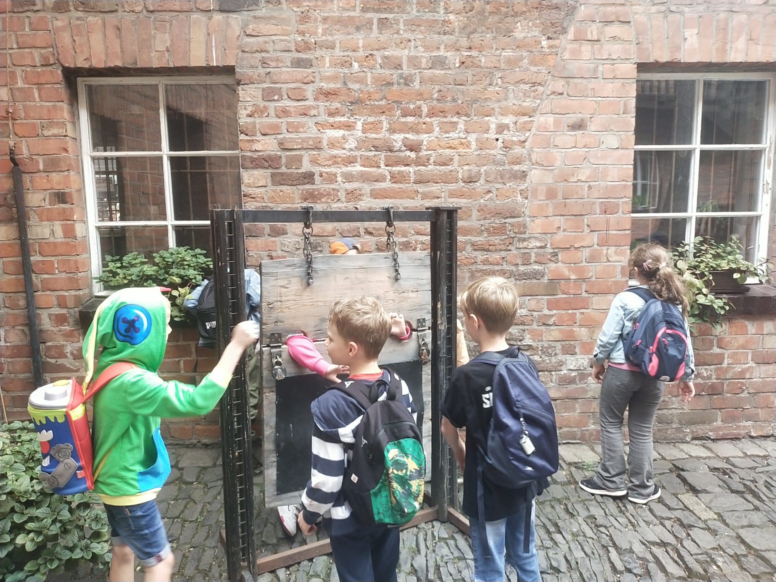 filter: 0; fileterIntensity: 0.0; filterMask: 0; module: j;
hw-remosaic: 0;
touch: (0.075, 0.075);
modeInfo: Bokeh ;
sceneMode: Auto;
cct_value: 0;
AI_Scene: (0, -1);
aec_lux: 254.09053;
hist255: 0.0;
hist252~255: 0.0;
hist0~15: 0.0;